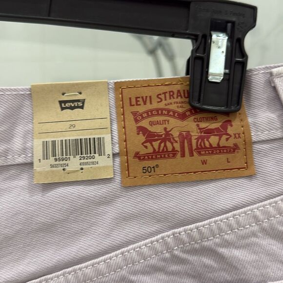 Levi's 501 Original Fit High Rise Lavender Fray Hem Button Closure NWT Size 29" - Picture 7 of 10